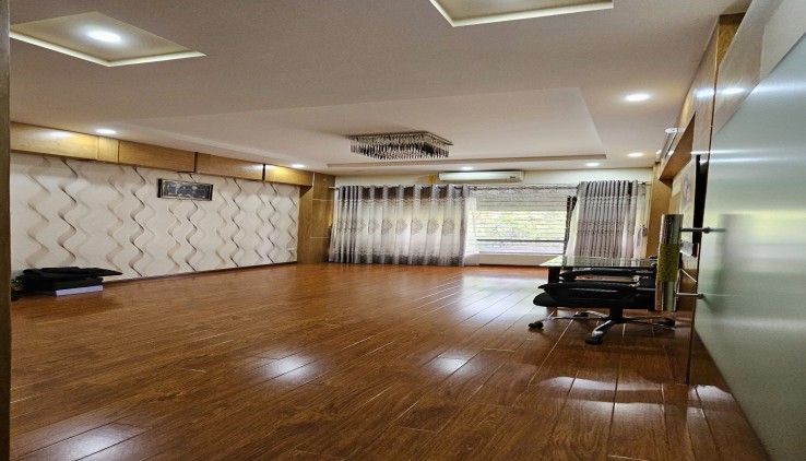 BÁN NHÀ MỚI KÍNH KONG  HOÀNG LIỆT 4 TẦNG, 55M2, MẶT TIỀN 4.2M, 8 TỶ XÍU - Ô TÔ ĐỖ CỔNG